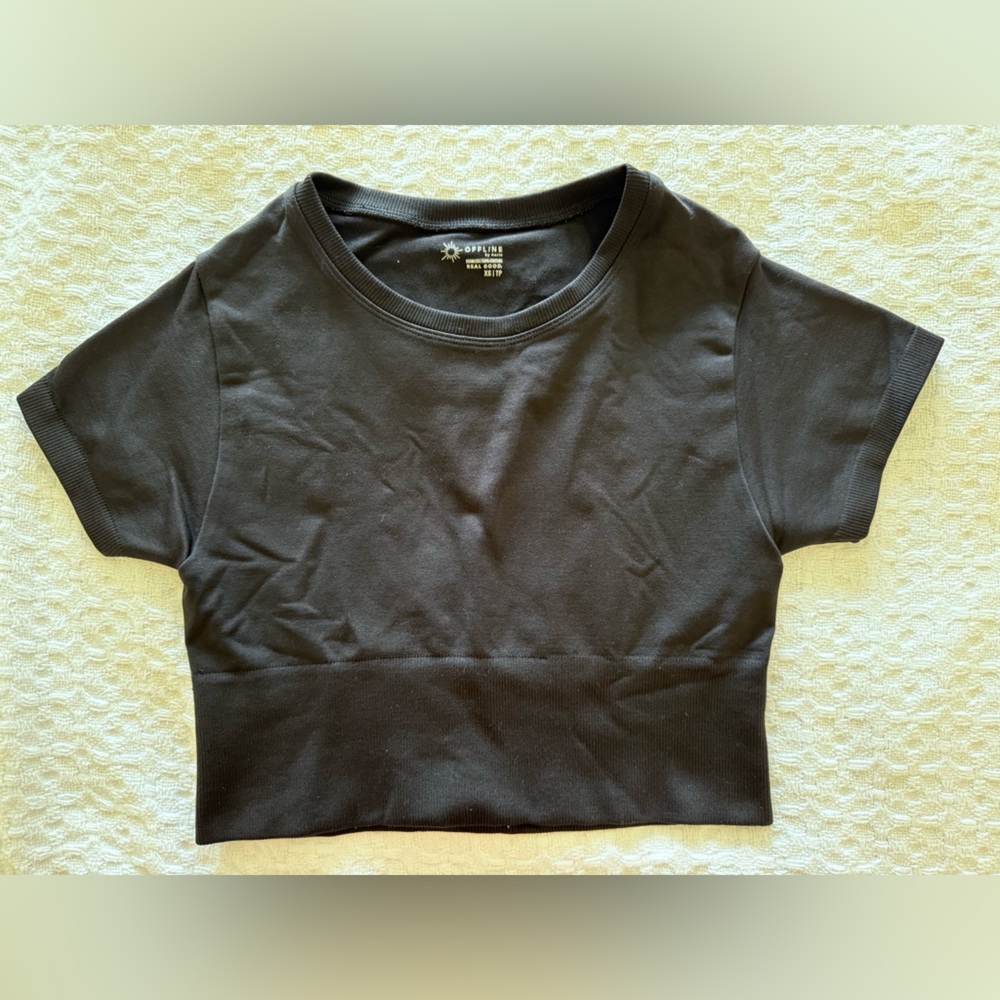 Aerie Black Short Sleeved Crop Top